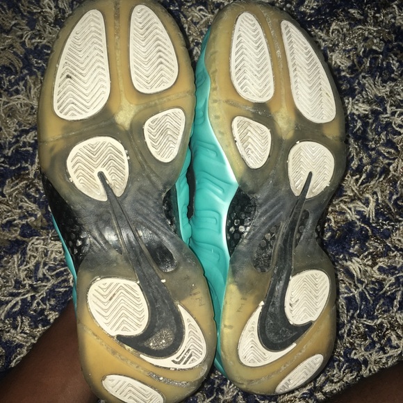 Shoes - Picture 5 of 6